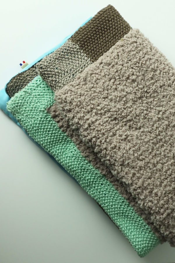 Couverture naissance carré douceur vert bleu marron