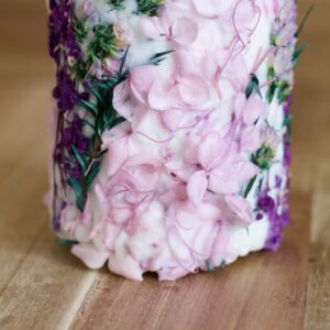 Bougie végétales parfumée de couleur parme